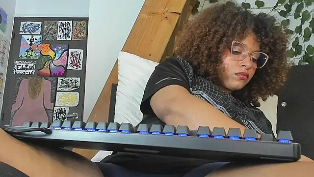 Ada gales  online show from 20, 12, 2024