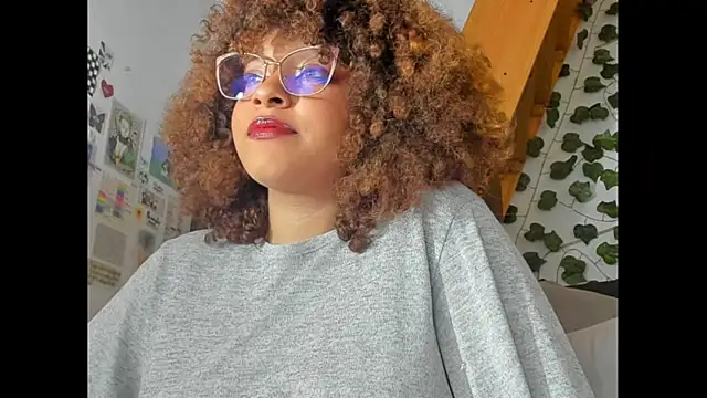 Snapshot of Ada_gales_ chatting on 27, 2, 2025 Ada gales online show from 27, 2, 2025