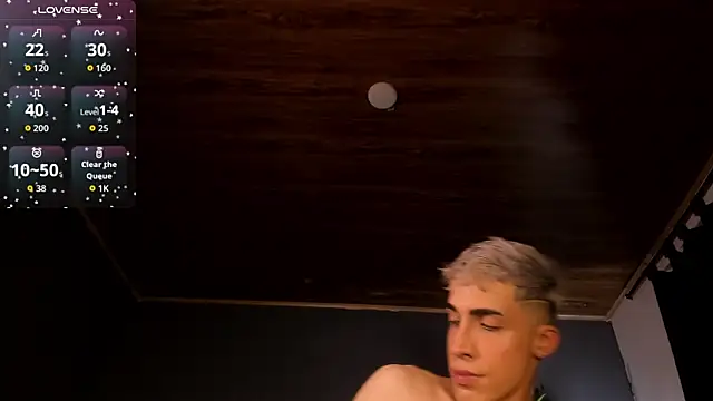 Snapshot of Angel_Snowhotxxx chatting on 23, 10, 2025 Angel Snowhotxxx online show from 23, 10, 2025