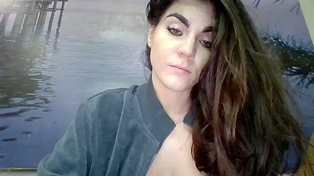 Snapshot of AliceTailor chatting on 16, 4, 2026 AliceTailor online show from 16, 4, 2026