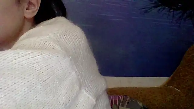 Snapshot of AliceTailor chatting on 23, 4, 2026 AliceTailor online show from 23, 4, 2026