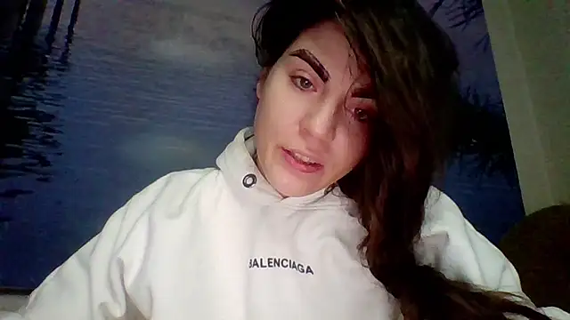 Snapshot of AliceTailor chatting on 4, 5, 2026 AliceTailor online show from 4, 5, 2026