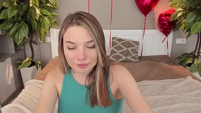 IceDanielles online show from 1, 3, 2025