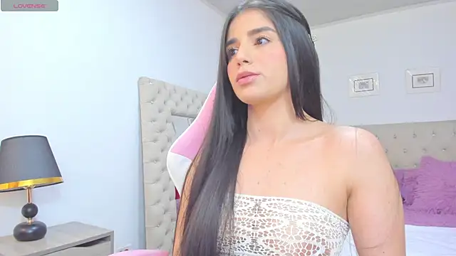 Snapshot of carlaperez_ chatting on 26, 11, 2025 carlaperez online show from 26, 11, 2025