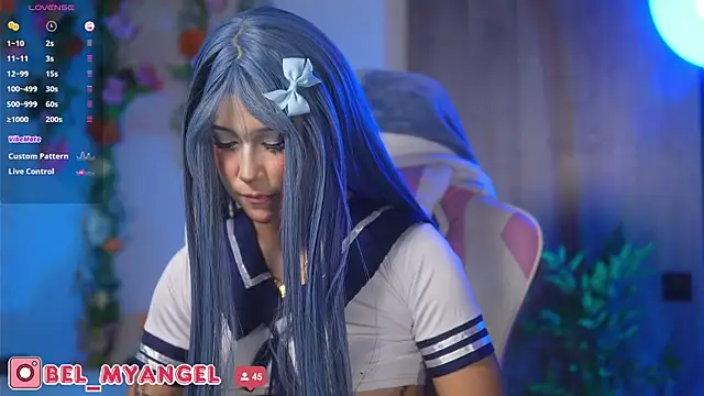 Snapshot of Bella-Franco chatting on 30, 10, 2025 Bella-Franco online show from 30, 10, 2025