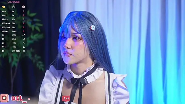 Snapshot of Bella-Franco chatting on 21, 11, 2025 Bella-Franco online show from 21, 11, 2025