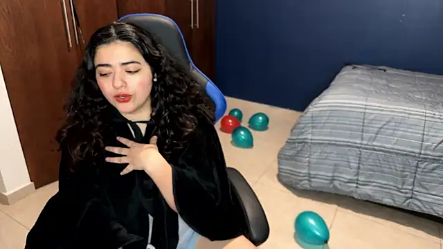 Ales Kitten online show from 13, 2, 2025