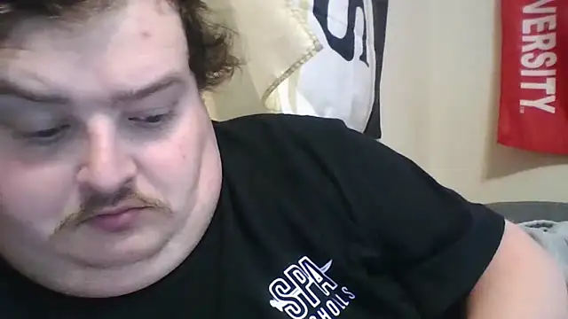 Snapshot of YelpedAverting chatting on 2, 12, 2025 YelpedAverting online show from 2, 12, 2025