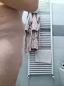 MATTIS11 online show from 4, 4, 2026