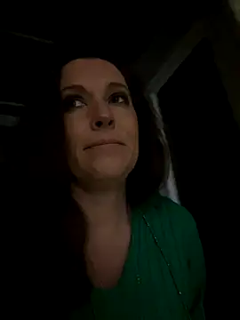 Snapshot of Lwhite1 chatting on 25, 11, 2025 Lwhite1 online show from 25, 11, 2025