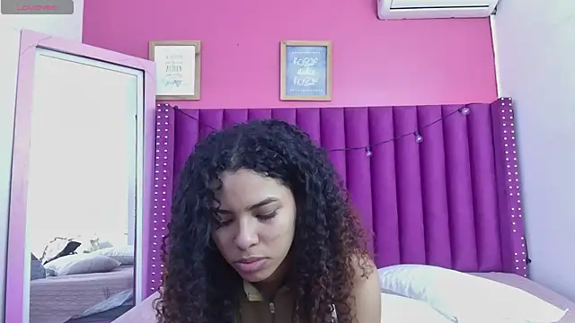 Snapshot of littleebonny chatting on 26, 3, 2026 littleebonny online show from 26, 3, 2026