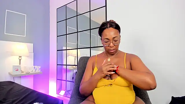 Snapshot of dirtyvictoria chatting on 19, 9, 2025 dirtyvictoria online show from 19, 9, 2025