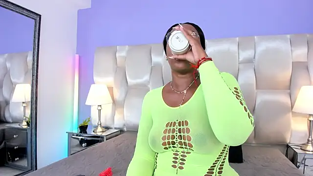 Snapshot of dirtyvictoria chatting on 27, 9, 2025 dirtyvictoria online show from 27, 9, 2025