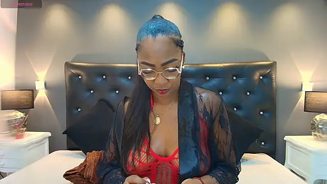 Snapshot of dirtyvictoria chatting on 17, 12, 2025 dirtyvictoria online show from 17, 12, 2025