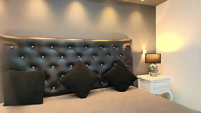 dirtyvictoria online show from 21, 12, 2025