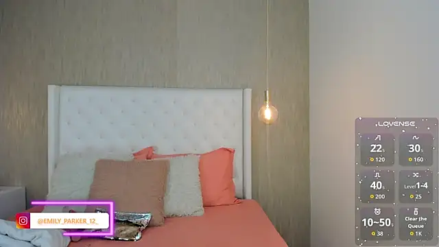 Snapshot of emily_parkerr chatting on 4, 2, 2026 emily parkerr online show from 4, 2, 2026