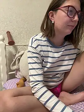 BeatriceTender online show from 6, 10, 2025