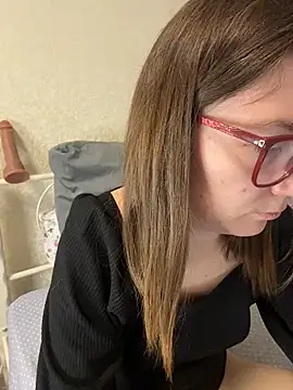 BeatriceTender online show from 4, 4, 2026