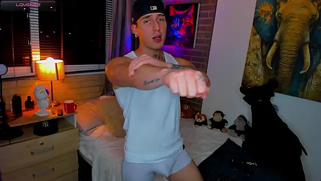 liam oficial02 online show from 16, 3, 2026