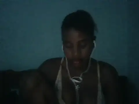 Snapshot of busty_cino chatting on 28, 11, 2025 busty cino online show from 28, 11, 2025