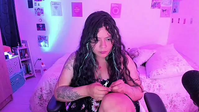 Snapshot of StephaniFox chatting on 23, 12, 2024 StephaniFox online show from 23, 12, 2024