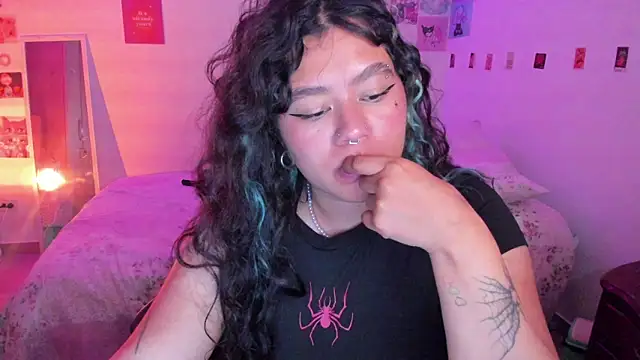 Snapshot of StephaniFox chatting on 9, 1, 2025 StephaniFox online show from 9, 1, 2025