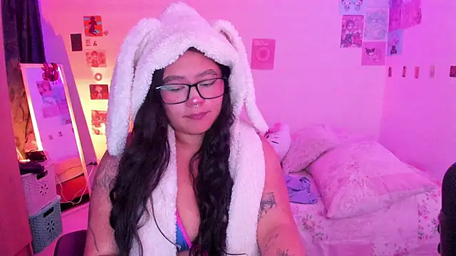 Snapshot of StephaniFox chatting on 14, 1, 2025 StephaniFox online show from 14, 1, 2025