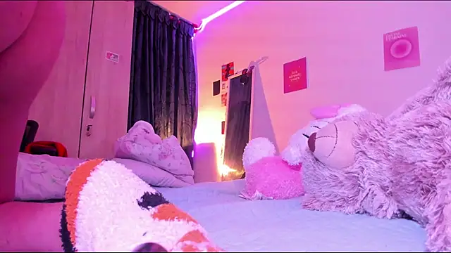 Snapshot of StephaniFox chatting on 31, 1, 2025 StephaniFox online show from 31, 1, 2025