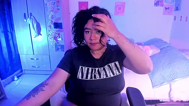 Snapshot of StephaniFox chatting on 19, 2, 2025 StephaniFox online show from 19, 2, 2025