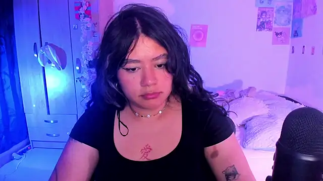Snapshot of StephaniFox chatting on 20, 2, 2025 StephaniFox online show from 20, 2, 2025