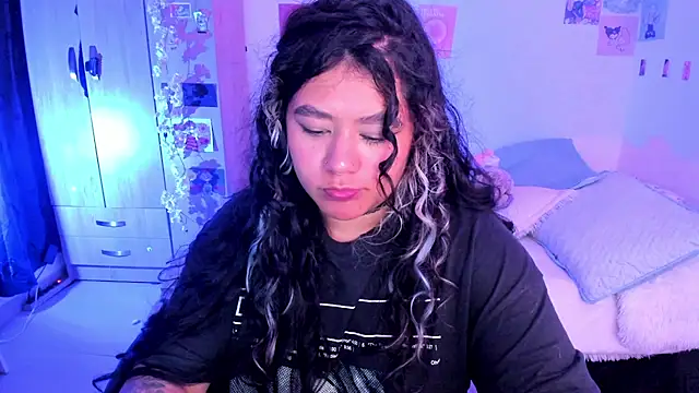 Snapshot of StephaniFox chatting on 24, 2, 2025 StephaniFox online show from 24, 2, 2025