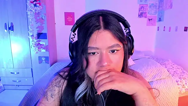 Snapshot of StephaniFox chatting on 26, 2, 2025 StephaniFox online show from 26, 2, 2025