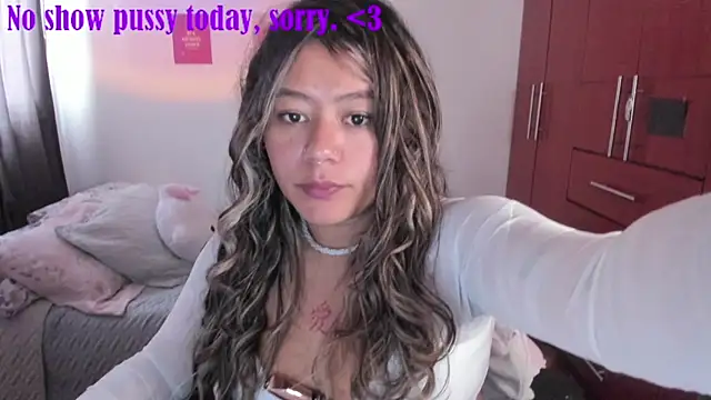 Snapshot of StephaniFox chatting on 18, 9, 2025 StephaniFox online show from 18, 9, 2025