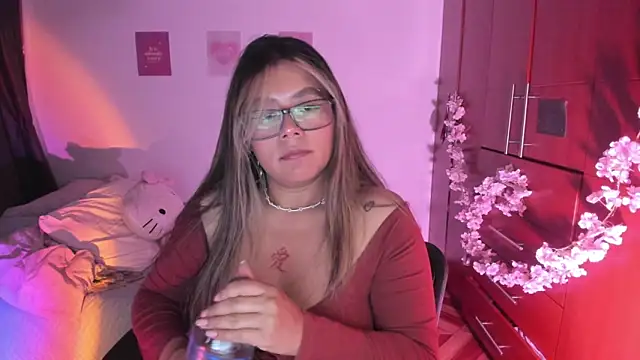 Snapshot of StephaniFox chatting on 29, 9, 2025 StephaniFox online show from 29, 9, 2025