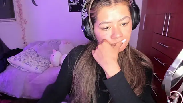 StephaniFox online show from 16, 3, 2026