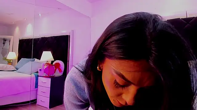 Snapshot of Holly_Brensonexx_ chatting on 16, 2, 2025 Holly Brensonexx online show from 16, 2, 2025