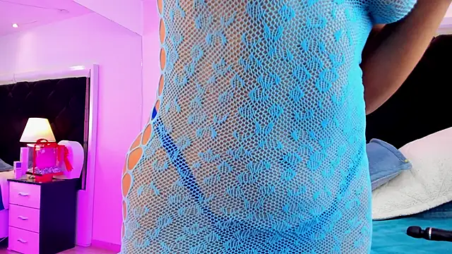 Snapshot of Holly_Brensonexx_ chatting on 14, 3, 2025 Holly Brensonexx online show from 14, 3, 2025