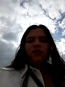 Julieta-tits online show from 17, 12, 2024