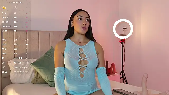 1m megan online show from 17, 5, 2026