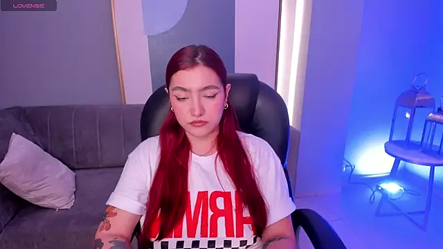 ViolettCastel online show from 5, 2, 2025