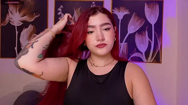 ViolettCastel online show from 3, 3, 2026