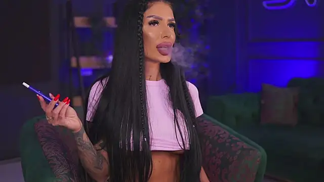 RaquelleVon online show from 10, 1, 2025