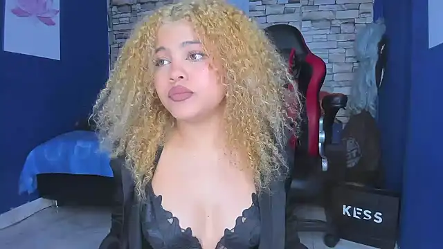 Snapshot of sofiacastillo01 chatting on 20, 2, 2025 sofiacastillo01 online show from 20, 2, 2025