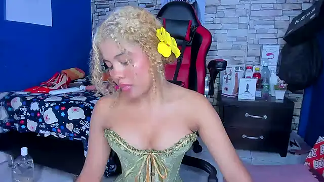 Snapshot of sofiacastillo01 chatting on 15, 3, 2025 sofiacastillo01 online show from 15, 3, 2025