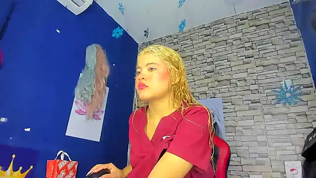 Snapshot of sofiacastillo01 chatting on 16, 3, 2025 sofiacastillo01 online show from 16, 3, 2025