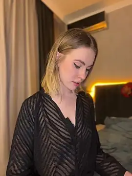 Snapshot of LoveGameSexx chatting on 5, 1, 2025 LoveGameSexx online show from 5, 1, 2025