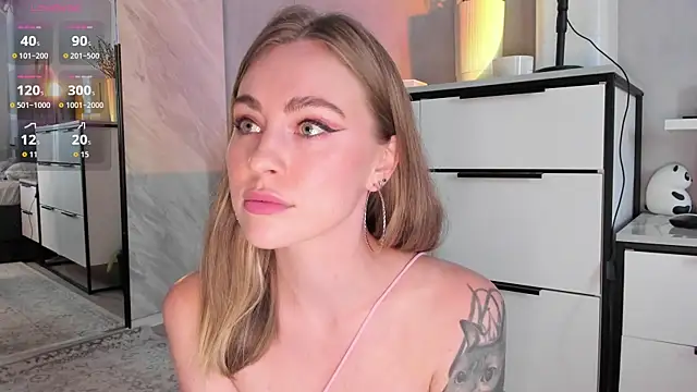 Snapshot of LoveGameSexx chatting on 11, 10, 2025 LoveGameSexx online show from 11, 10, 2025