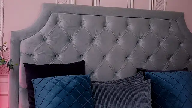 LucyAddison online show from 11, 2, 2025