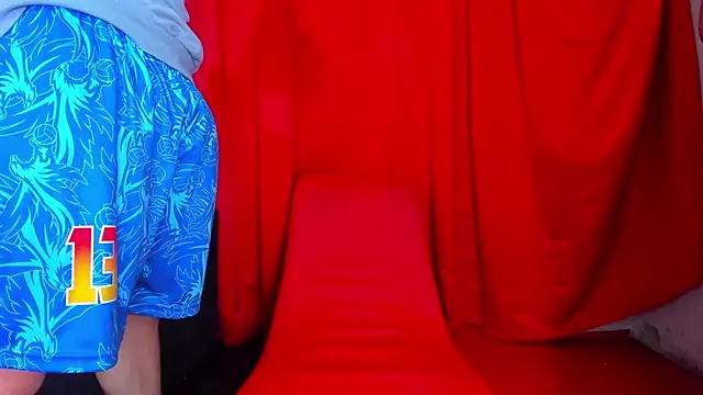 Snapshot of Extreme_Team8 chatting on 12, 1, 2025 Extreme Team8 online show from 12, 1, 2025