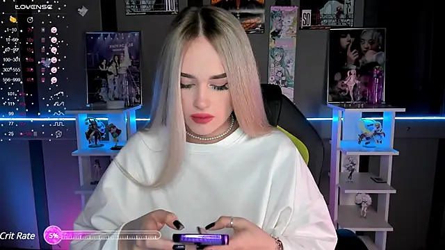 Snapshot of Ellen_Soft chatting on 6, 12, 2024 Ellen Soft online show from 6, 12, 2024